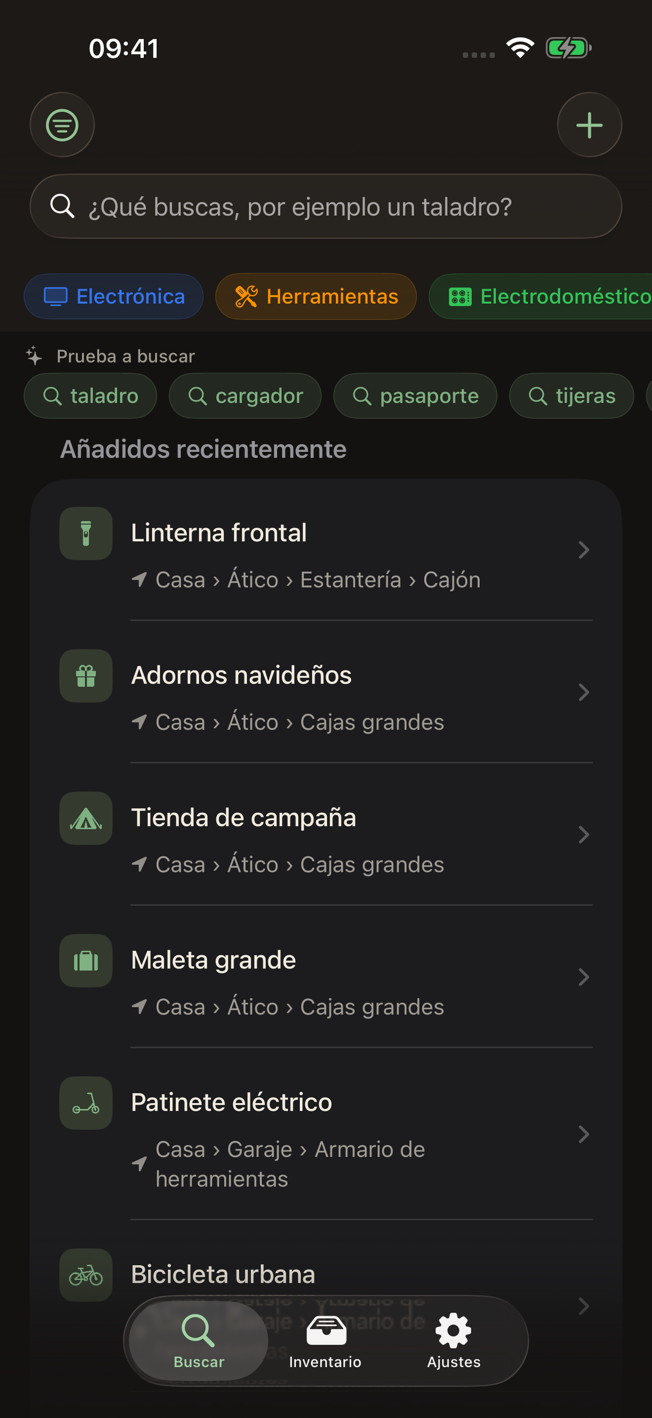 mnemia en iPhone, la pestaña Buscar con sugerencias y objetos añadidos recientemente