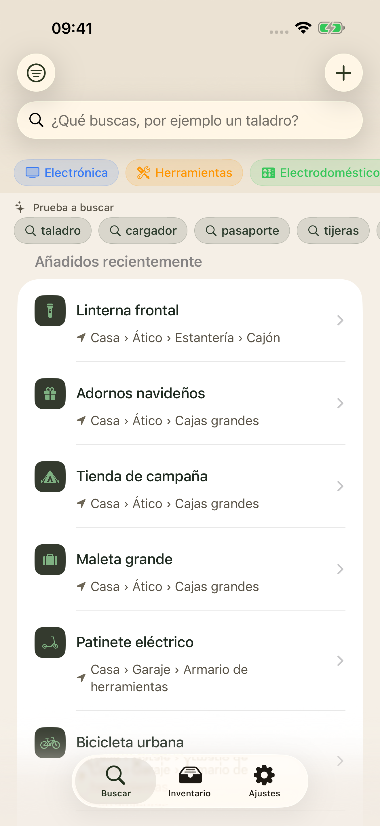 mnemia en iPhone, la pestaña Buscar con sugerencias y objetos añadidos recientemente