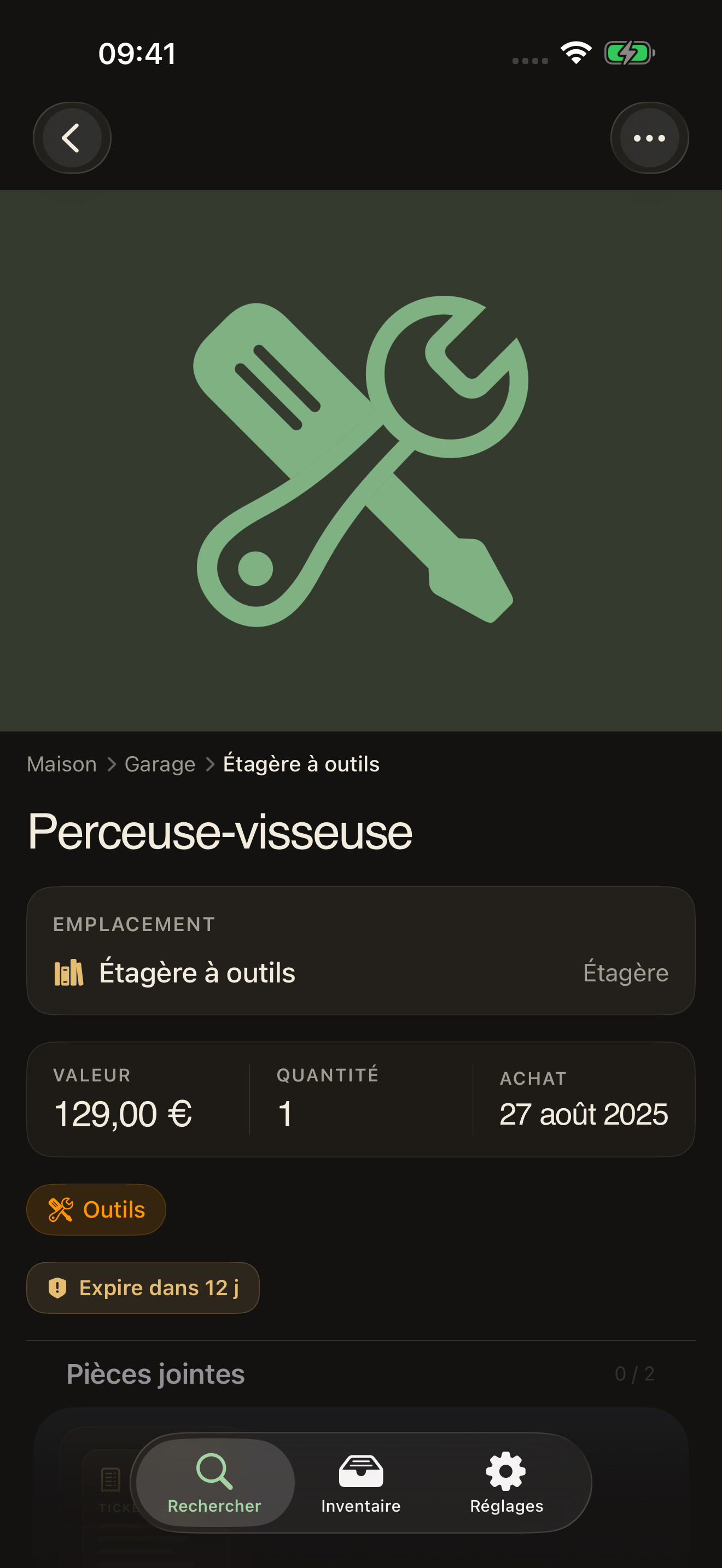 mnemia sur iPhone, un objet avec sa valeur, sa garantie et ses pièces jointes